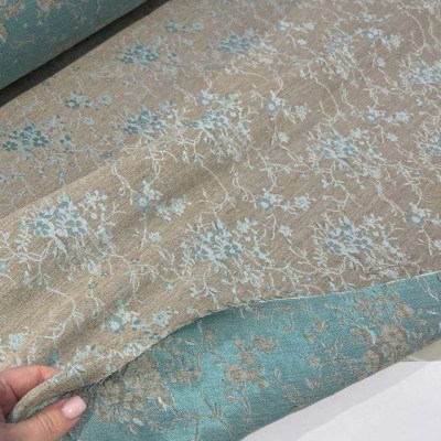 photo_5267241355610624738_y