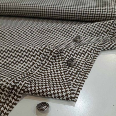 photo_5267241355610624766_y