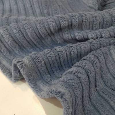 photo_5271703525983458213_y